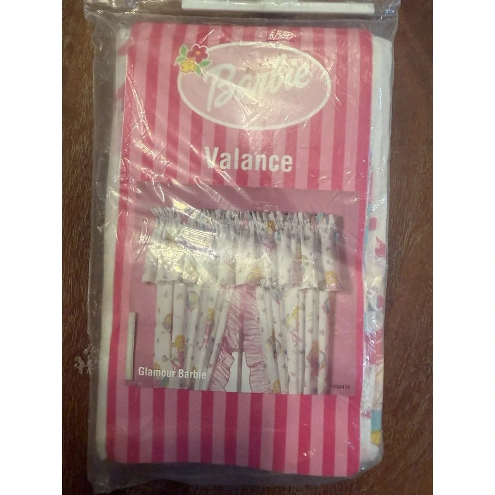 Vintage New Barbie Valance Curtain Made In USA Sealed Unopened 84 X 15 In
